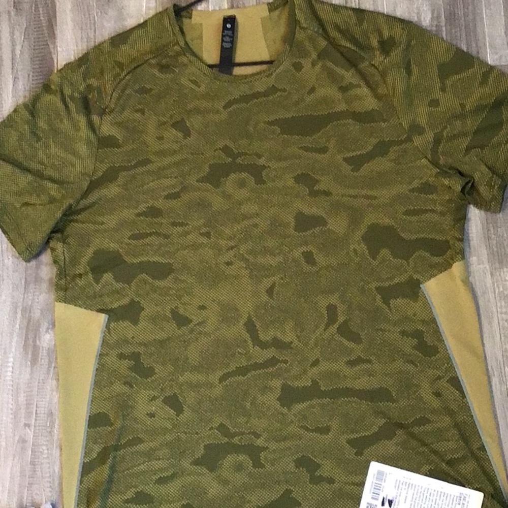 Lululemon Fast and Free SS T-shirt NWT
